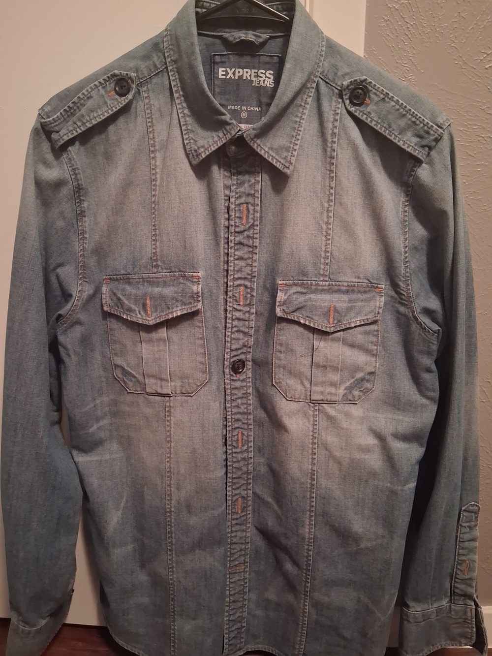 Express Men's Light Wash Denim Button-Down Shirt